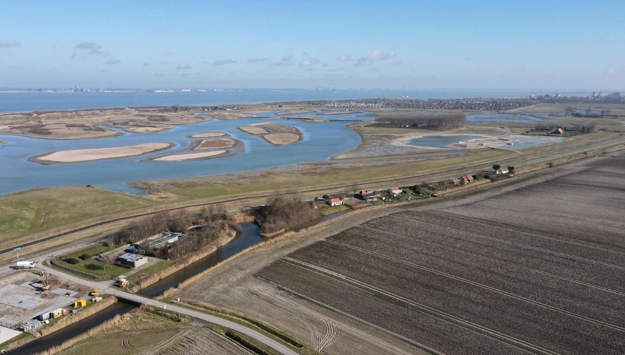 Iris'T; Dijkhuisje In De Polders Van Groede. Villa Esterno foto